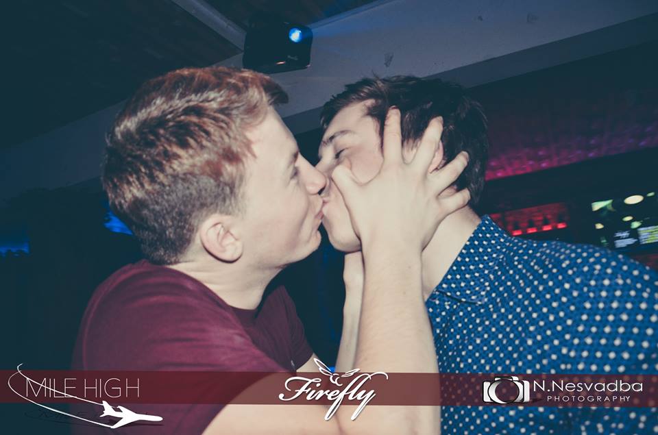 kiss 3