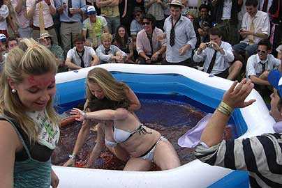 Wyverns' Jelly Wrestling