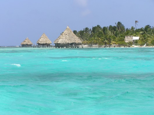 BelizeHuts2007