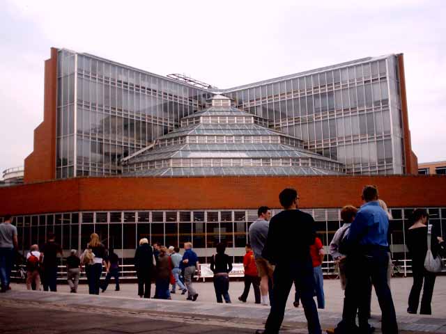 stirling_library_cambridge_48