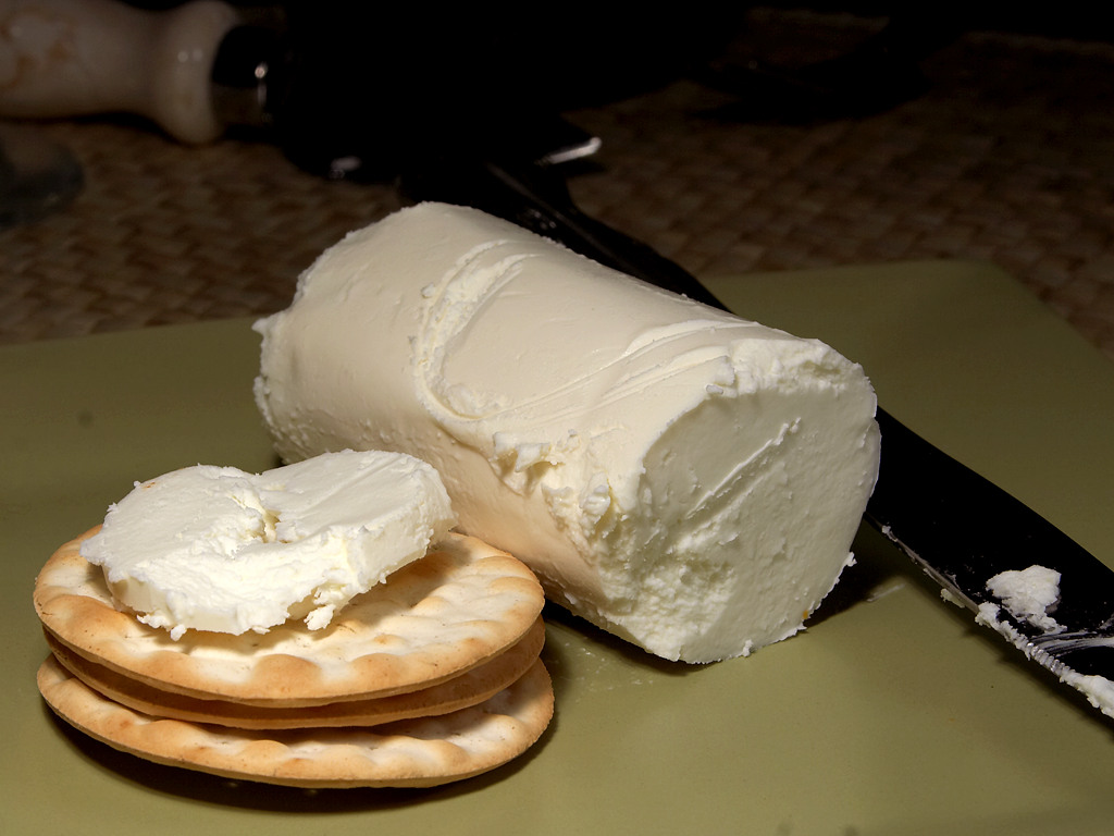 Cheese_55_bg_061806