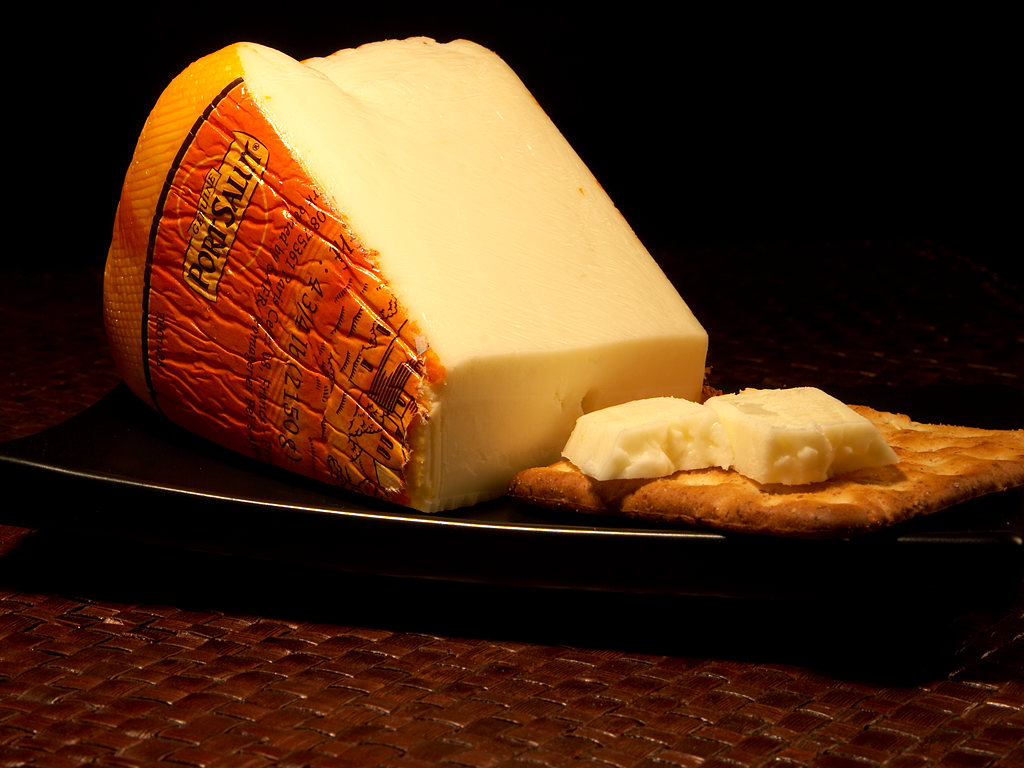 Port_Salut_cheese