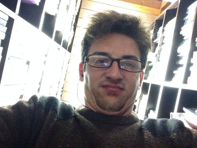 Taking unattractive selfies = foolproof procrastination