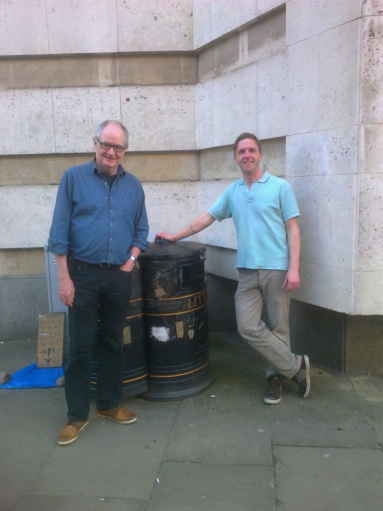 The singing bin man posing with Jim Broadbent, aka Bridget Jones' dad 