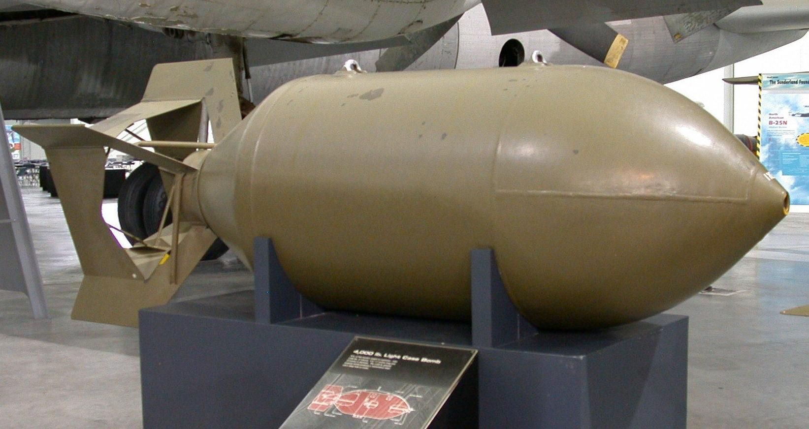 Ww_ii_4000_pound_bomb
