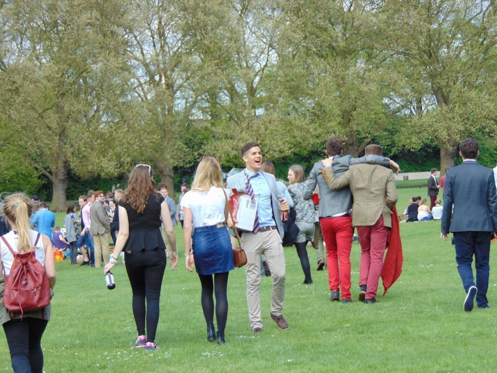 Such an array of trouser hues brings joy to any beholder