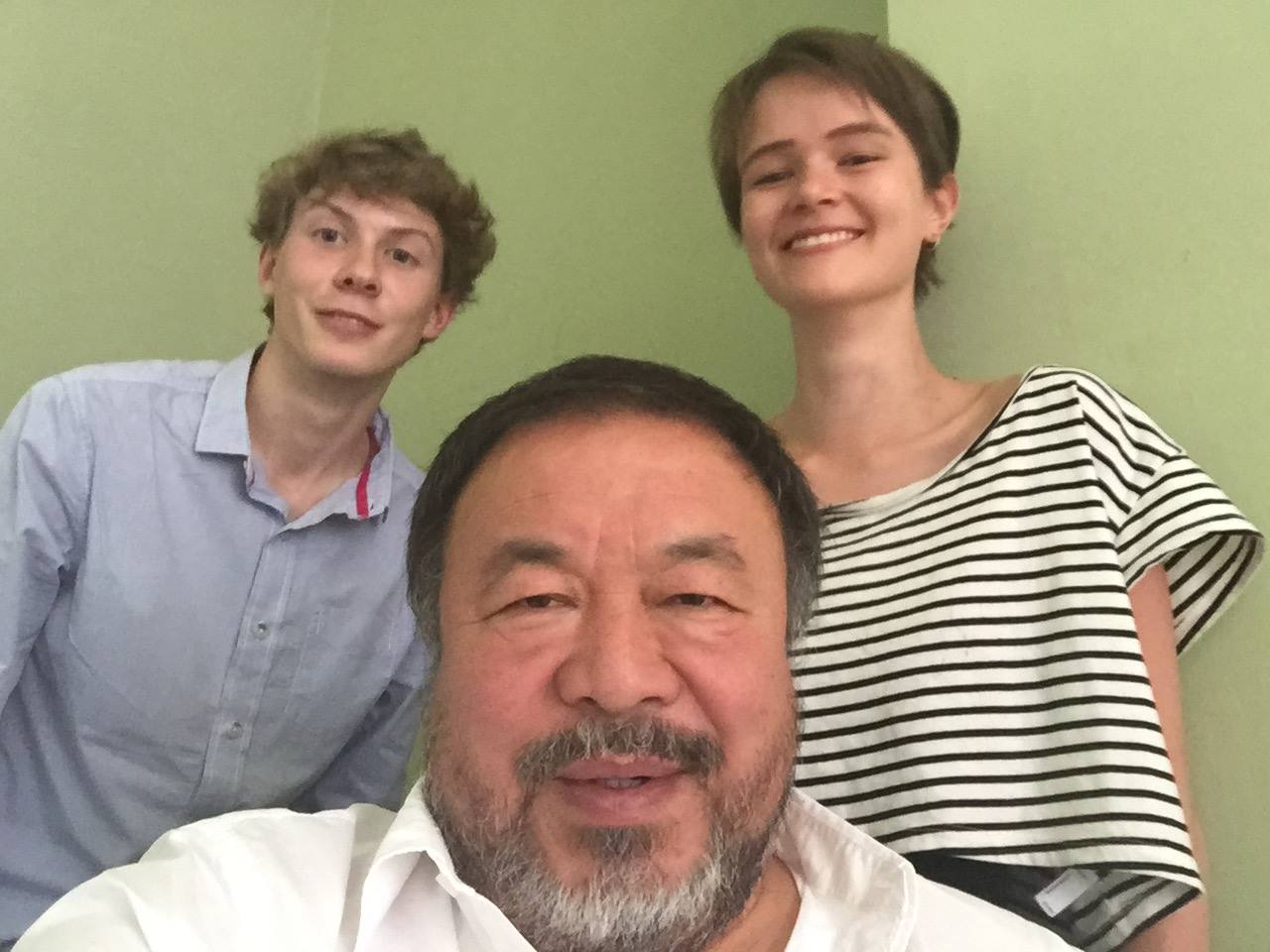 Note that Ai Weiwei also enjoys selfies - even with Tab journalists