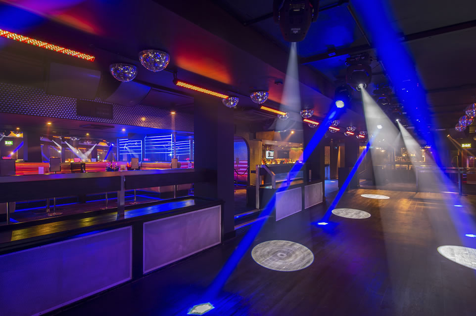 ballare-cambridge-nightclub-interior-design-1