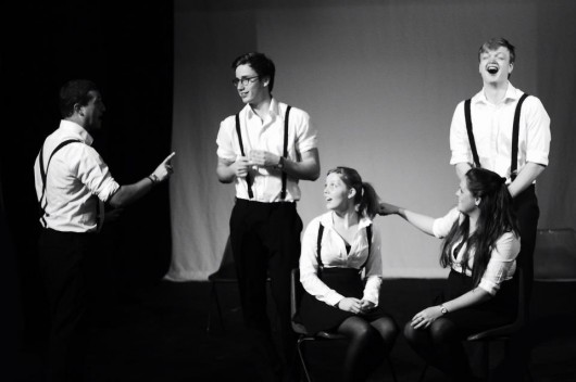 A minimalist set filled by raucous laughter!