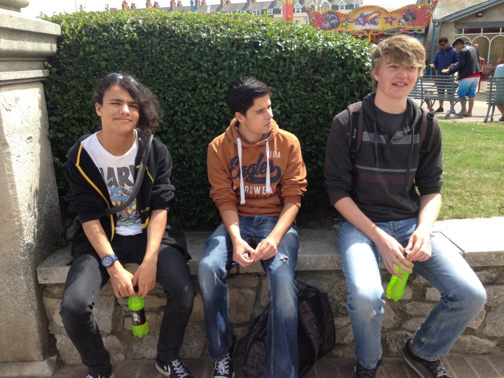 Dom, Drew and Will, all 16 It’s up to the woman to choose what she wants to wear, it does not depend on her age.