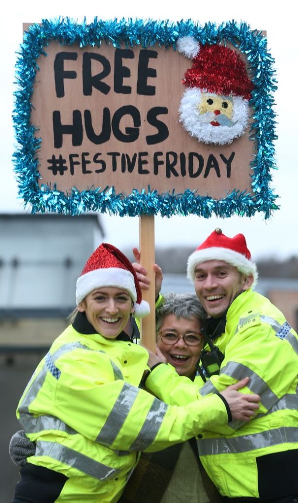 free-hugs