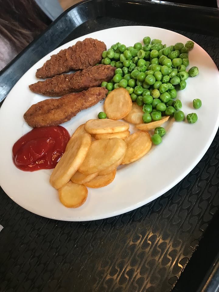 Image may contain: Vegetable, Pea, Dish, Meal, Supper, Dinner, Food, Plant