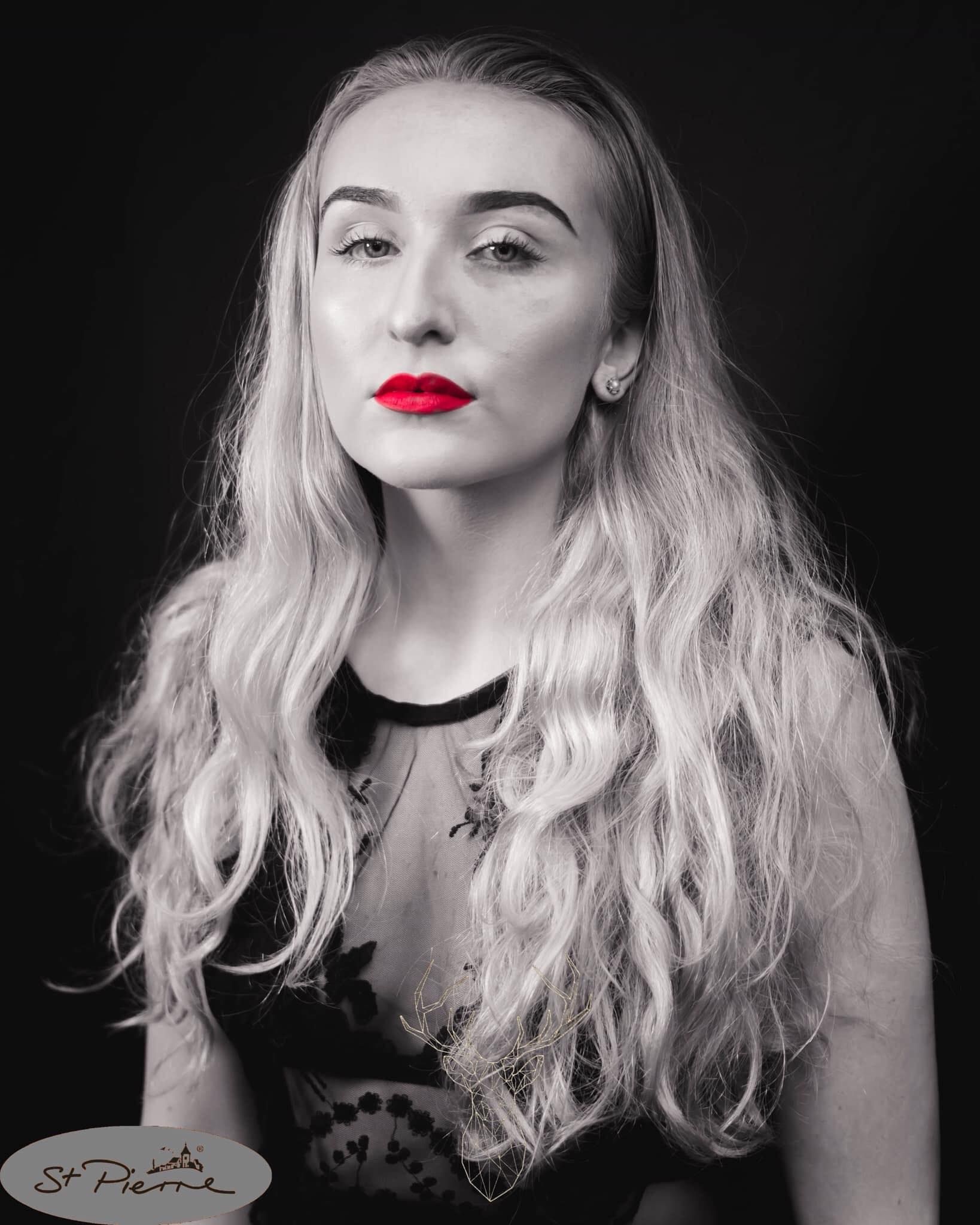 Image may contain: Girl, Hair, Cosmetics, Lipstick, Portrait, Photography, Photo, Woman, Head, Female, Person, Face, Human