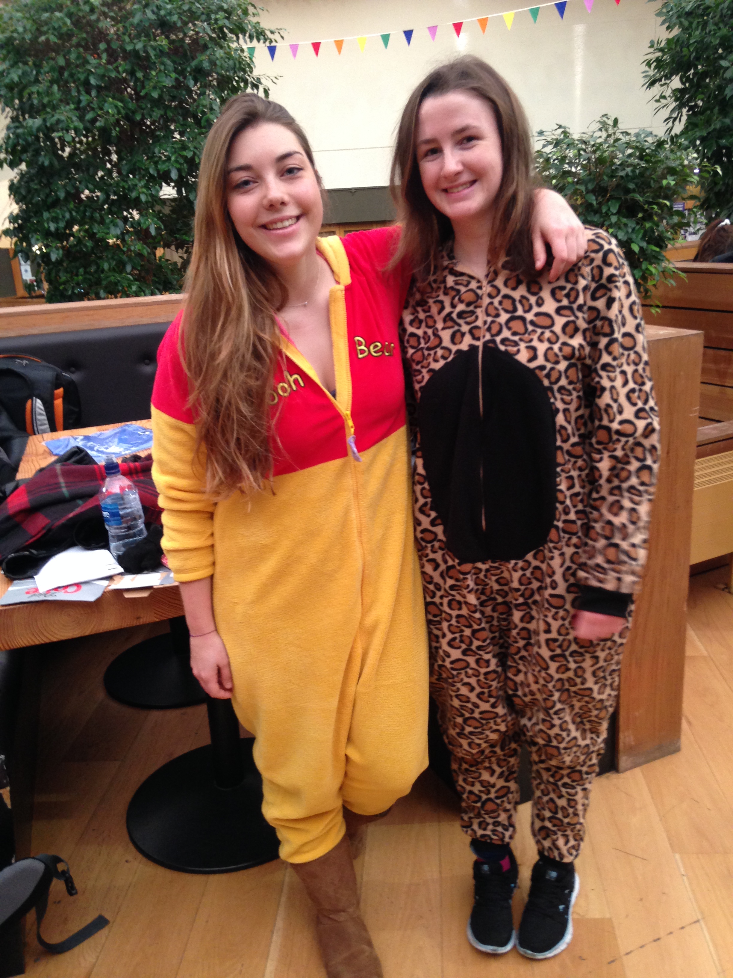 Team 'Delirium Tusco': Victoria and Naomi