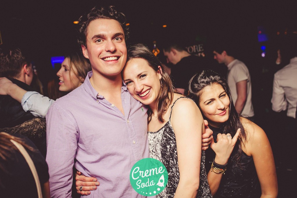third wheel creemeee