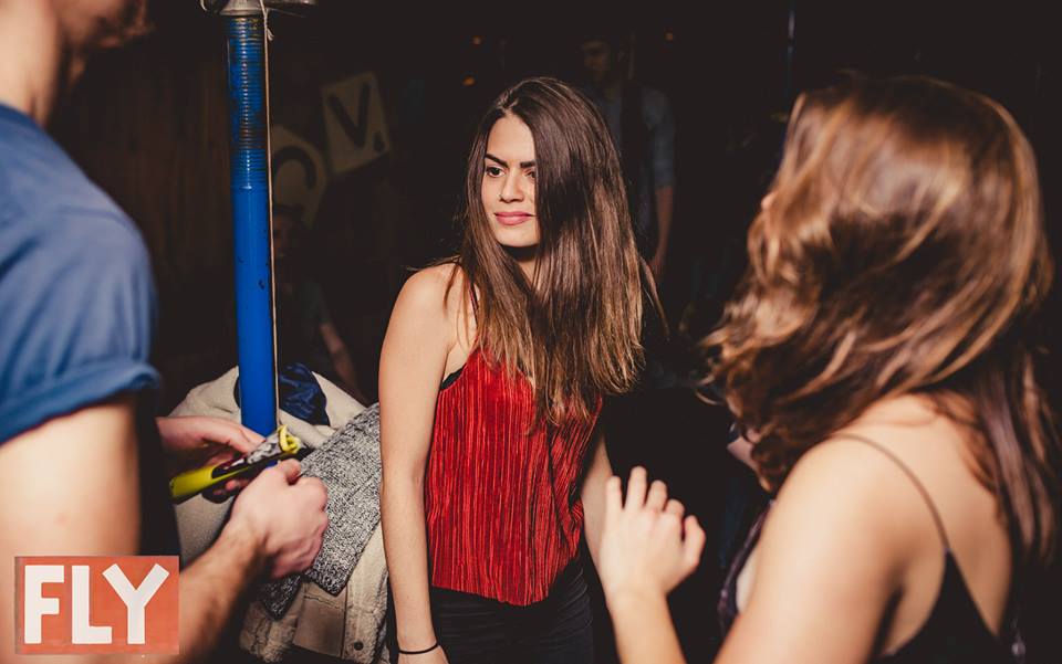 unhappy-clubber-4