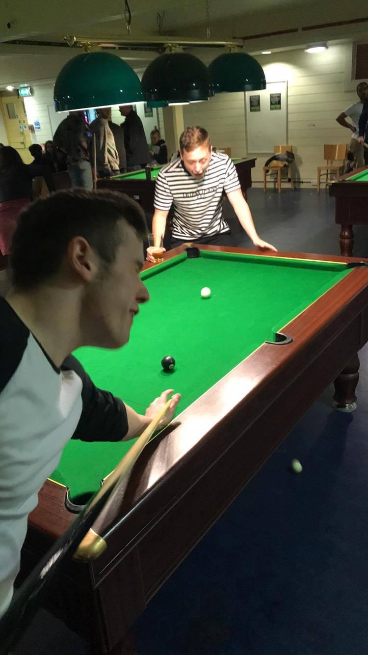 Teviot Sports Bar: Where Flat Dads become Heroes