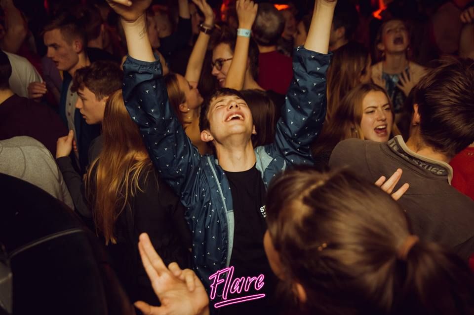 Image may contain: Woman, Girl, Female, Blonde, Party, Audience, Crowd, Person, People, Human