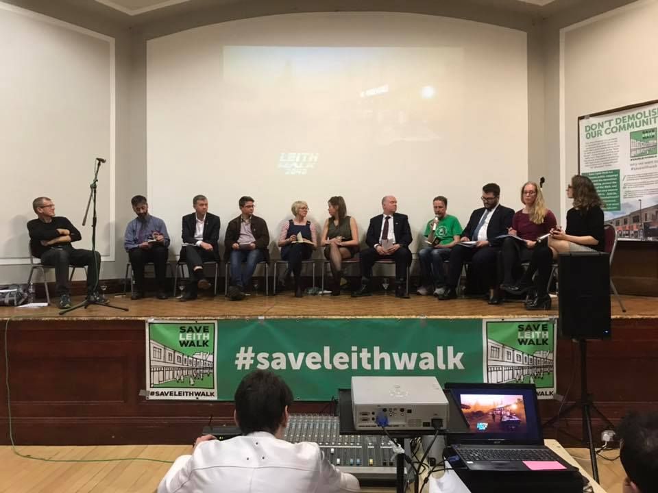 Image may contain: Press Conference, Audience, Indoors, Room, Keyboard, Computer Hardware, Computer Keyboard, Hardware, Sitting, Computer, Laptop, Electronics, Pc, Crowd, Person, Human
