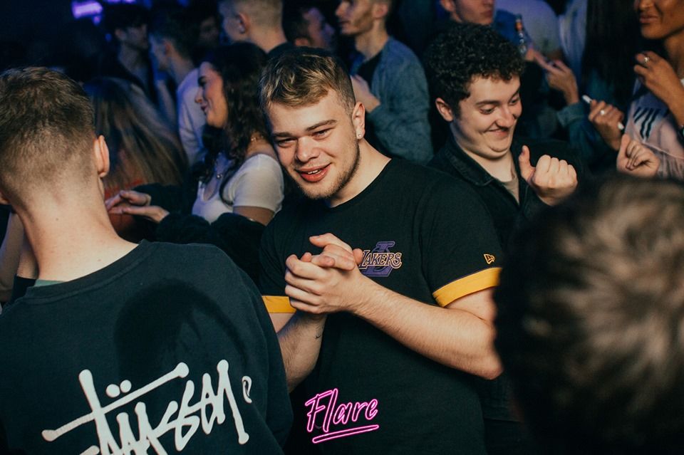Image may contain: Night Club, Club, Party, Night Life, Audience, Crowd, Human, Person