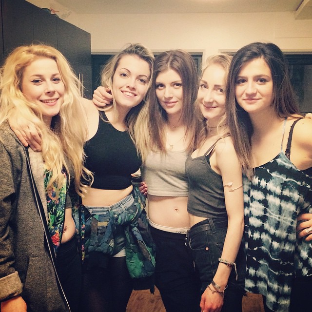 tab self girls