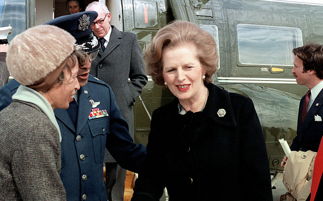 640px-Margaret_Thatcher_near_helicopter