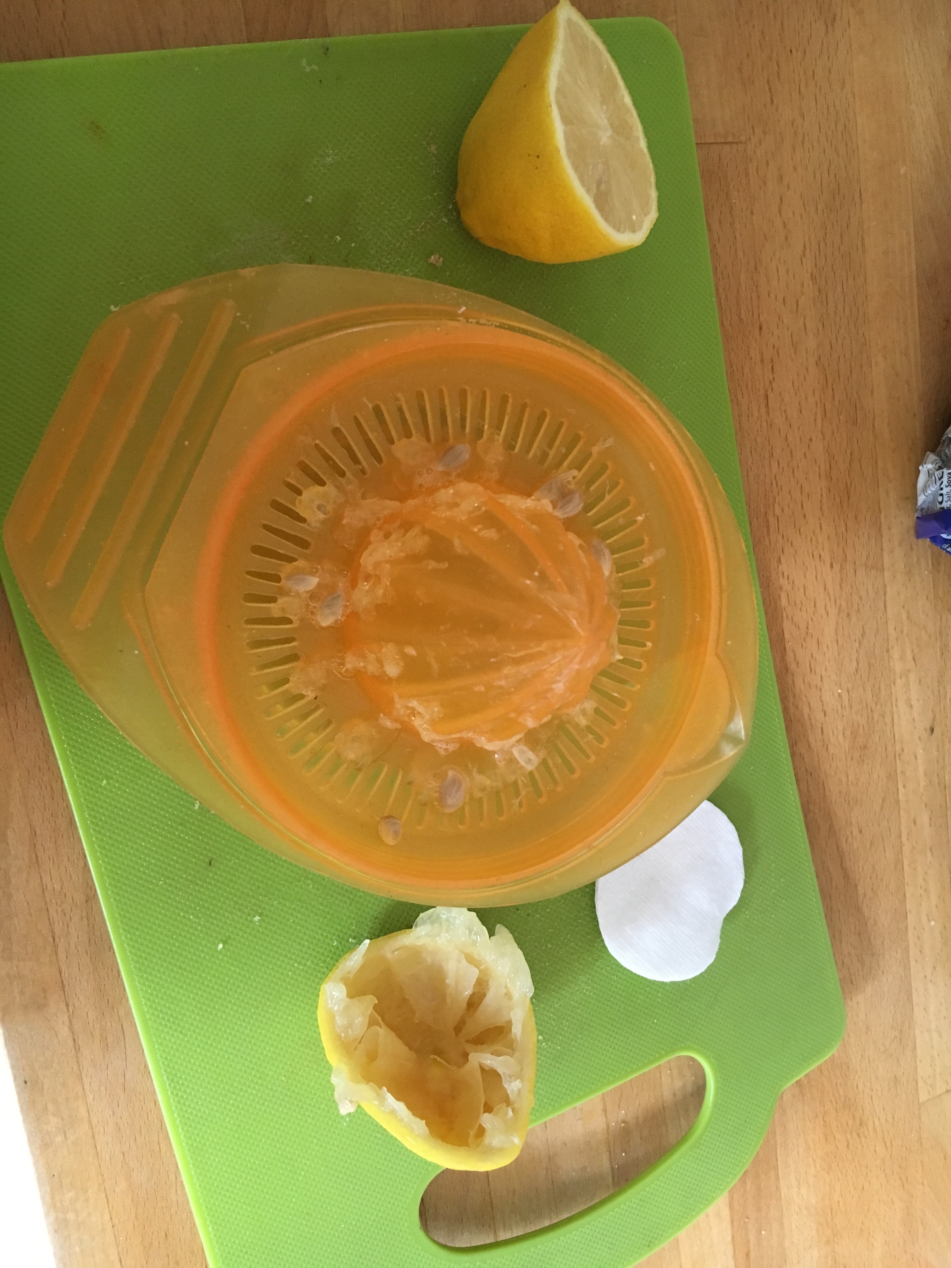 The preparation. i used a cotton wool pad to apply the juice to my face.