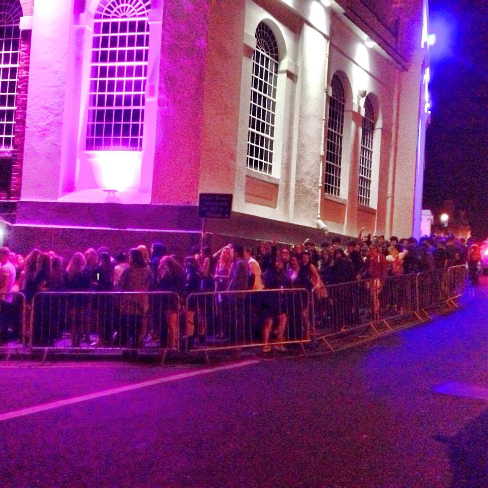Queues for days