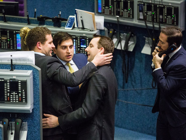 happy-bankers