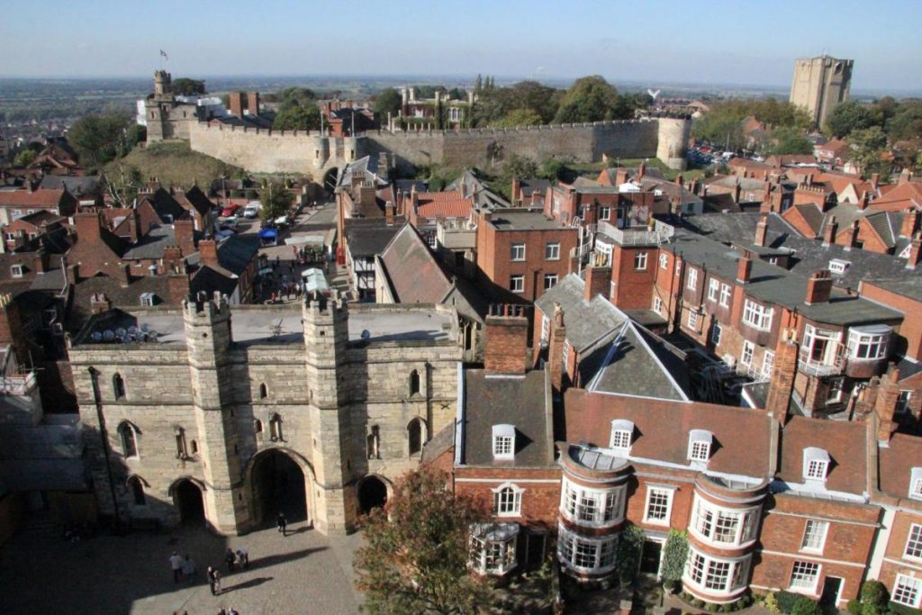 lincoln-castle-view