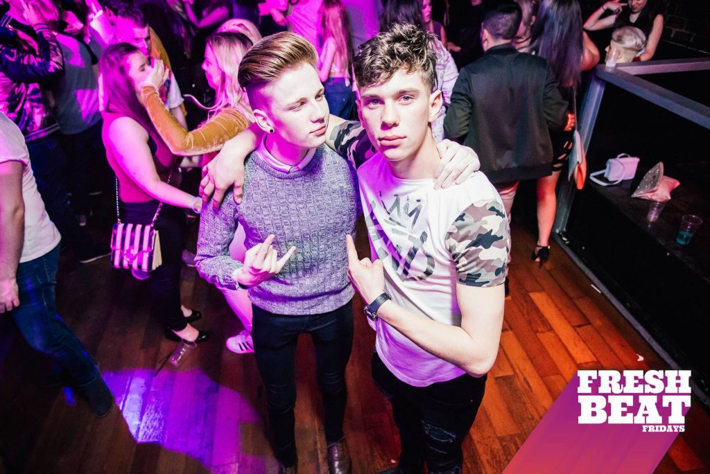 c9-glasgow-hands-5