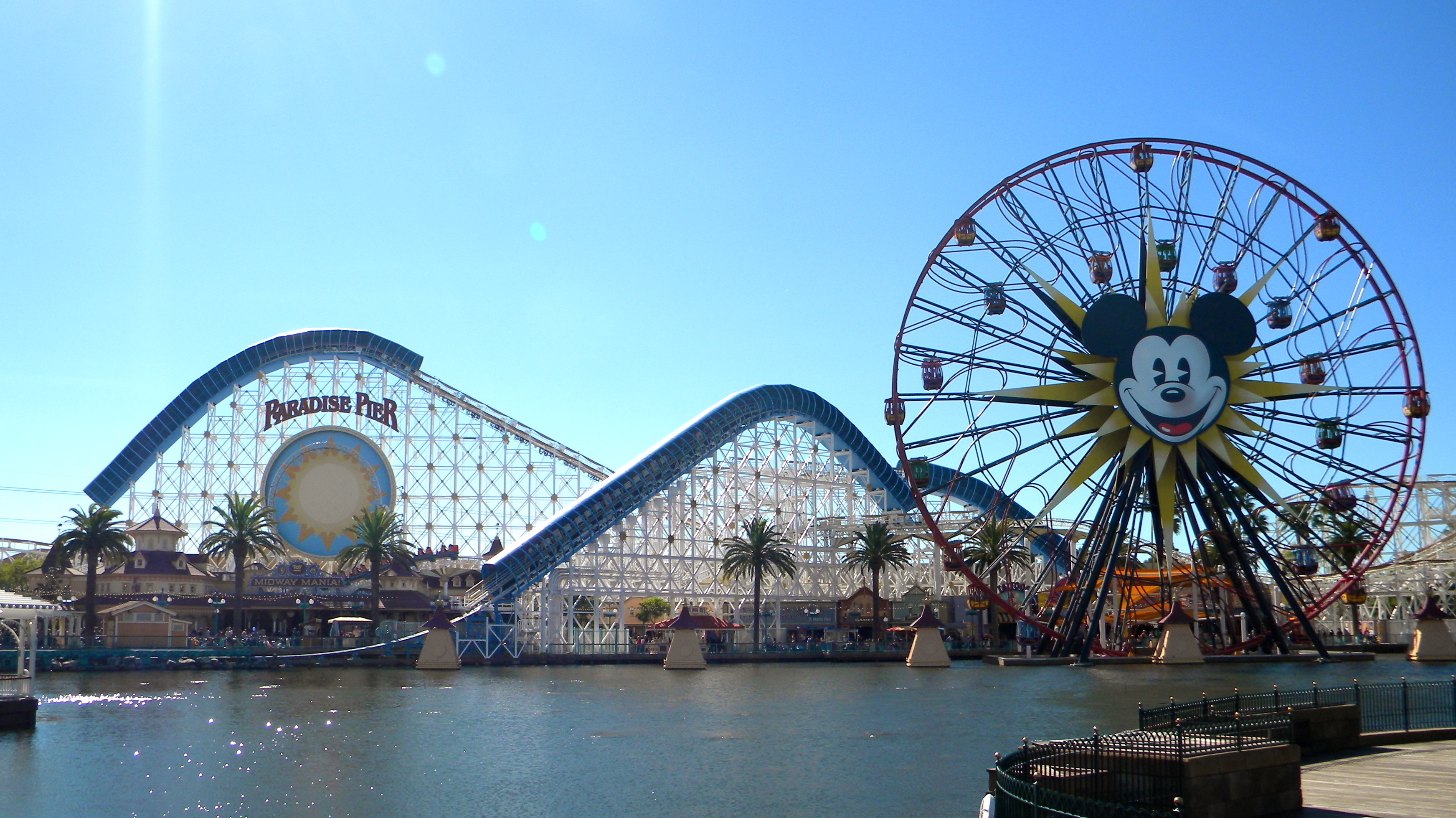paradisepier2010