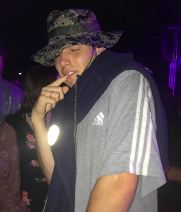 Who knows, there could be a 10/10 under that bucket hat 