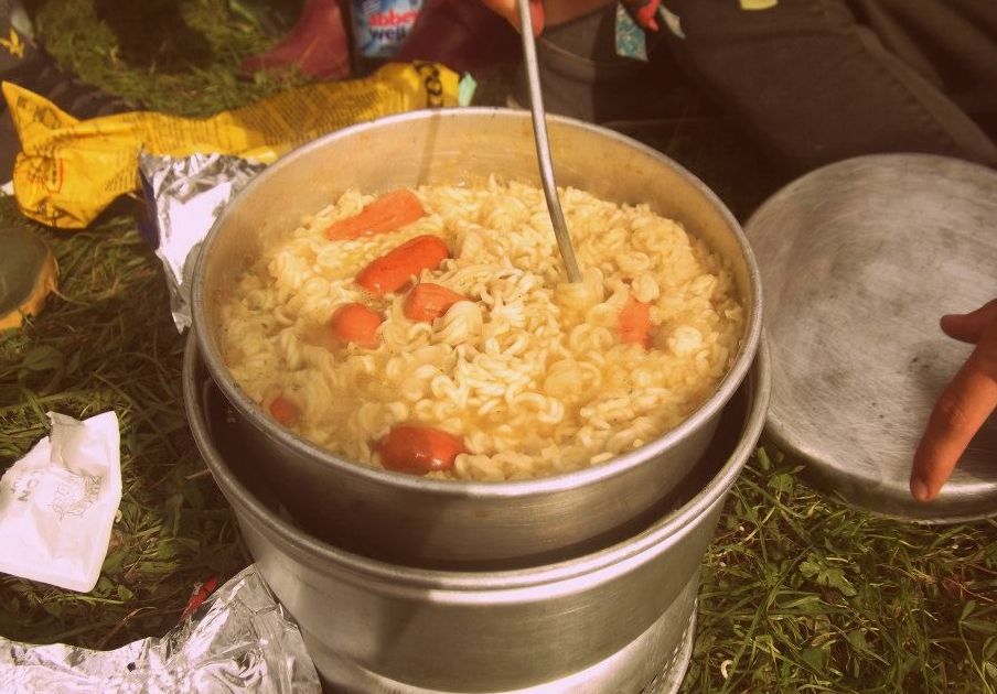 how to survive at a festival