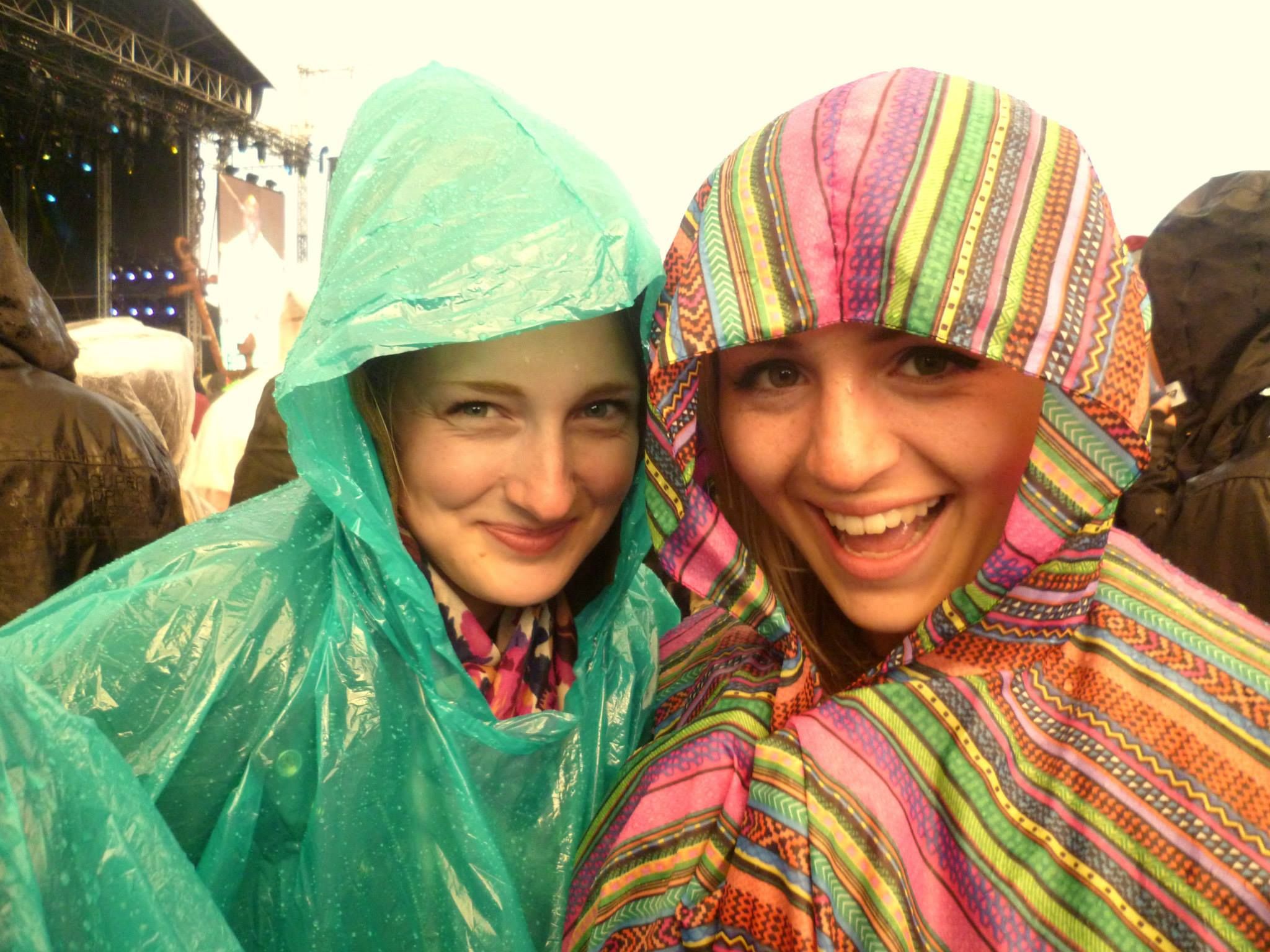 how to survive at a festival