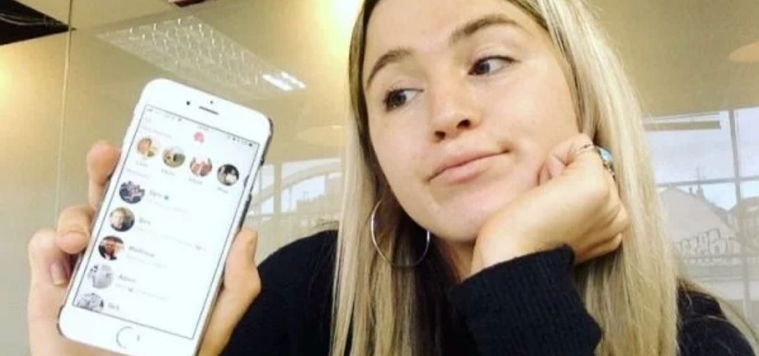 Image may contain: How to start a conversation on Tinder, Tinder, openers, one liners, start convo, dating app, chat up lines,  Female, Selfie, Portrait, Photo, Photography, Mobile Phone, Cell Phone, Phone, Electronics, Face, Human, Person