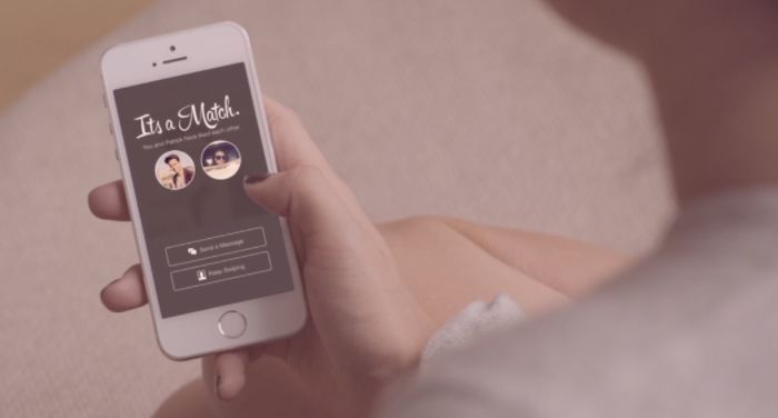 Image may contain: How to start a conversation on Tinder, Tinder, openers, chat up, Iphone, Person, Human, Phone, Cell Phone, Electronics, Mobile Phone
