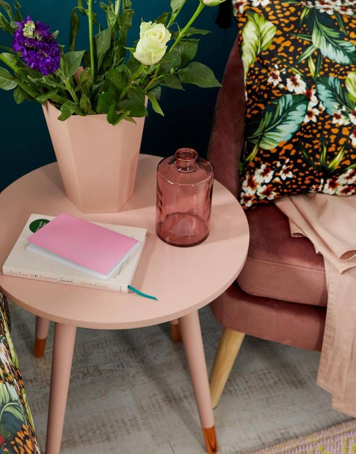 Image may contain: Flower Bouquet, Flower Arrangement, Table, Blossom, Flower, Furniture, Plant