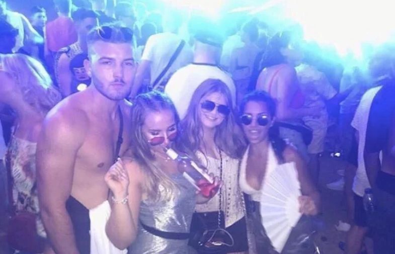 Image may contain: Glasses, Selfie, Night Club, Portrait, Photography, Photo, Head, Face, Club, Sunglasses, Accessory, Accessories, Party, Person, Human