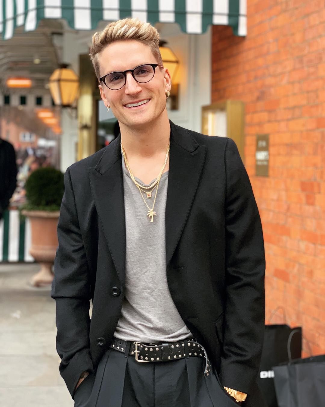 Image may contain: Made in Chelsea cast are actually from, Made in Chelsea, cast, place of birth, from, Proudlock, MIC, Blazer, Coat, Jacket, Person, Human, Apparel, Clothing