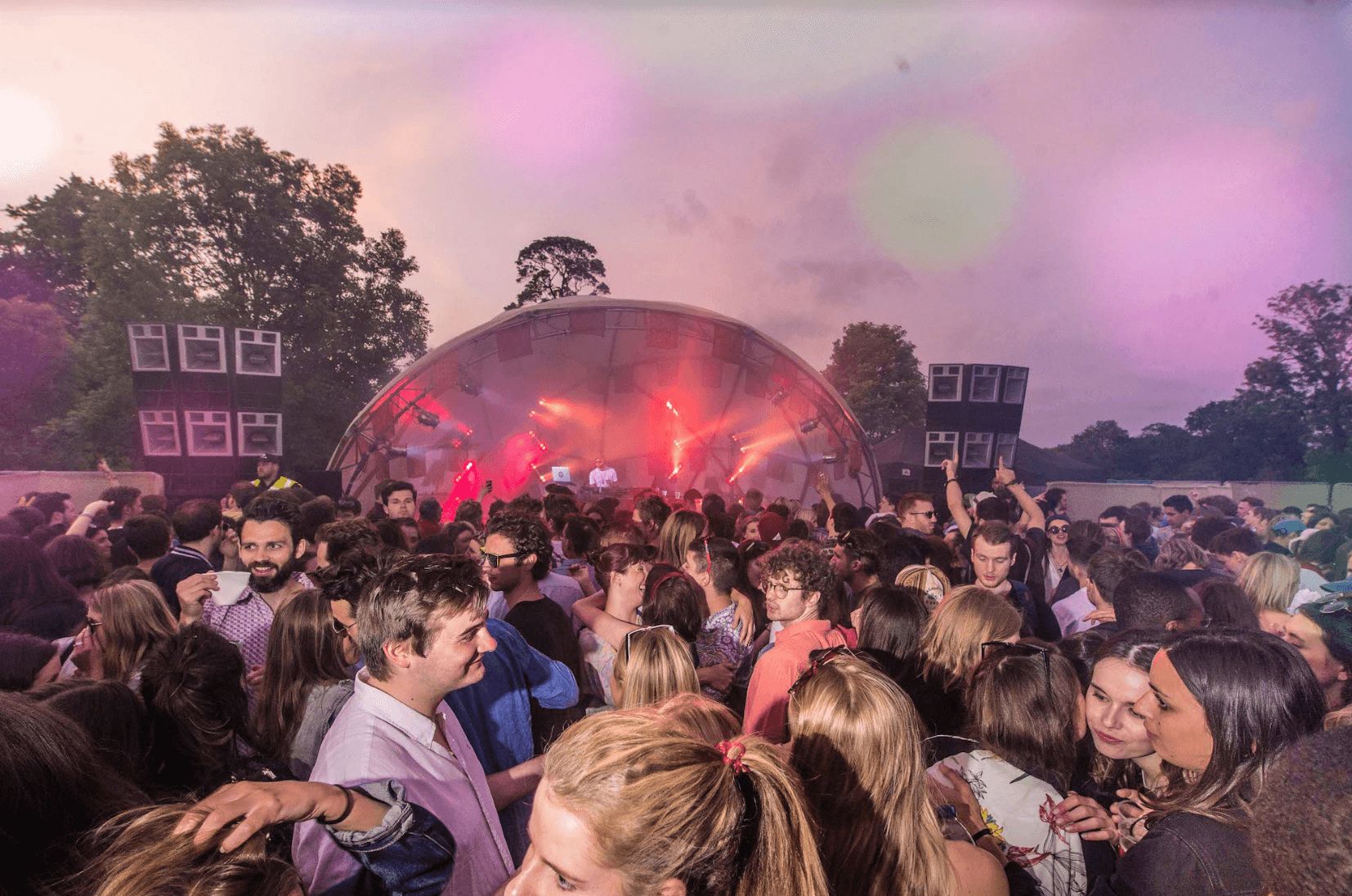Image may contain: Festival Guide, 2019, Gala, festivals, UK, summer, tickets, lineup, headliner, what to wear, clothes, guide, summer, Audience, Club, Party, Festival, Crowd, Person, Human