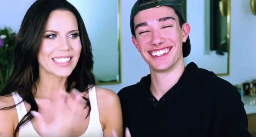 Image may contain: Tati Westbrook, video, YouTube, drama, tea, update, new, Tati, James Charles, Female, Smile, Dating, Person, Human, Face