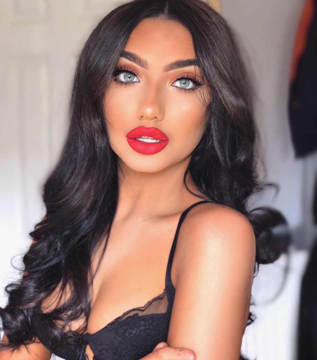 Image may contain: Love Island late arrivals, Love Island, 2019, Jazmine Nichol, cast, contestant,  Lingerie, Underwear, Cosmetics, Lipstick, Black Hair, Apparel, Clothing, Hair, Face, Person, Human
