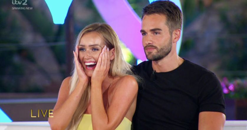 Love Island's Paul allegedly had a girlfriend the entire time he was with Laura!!!