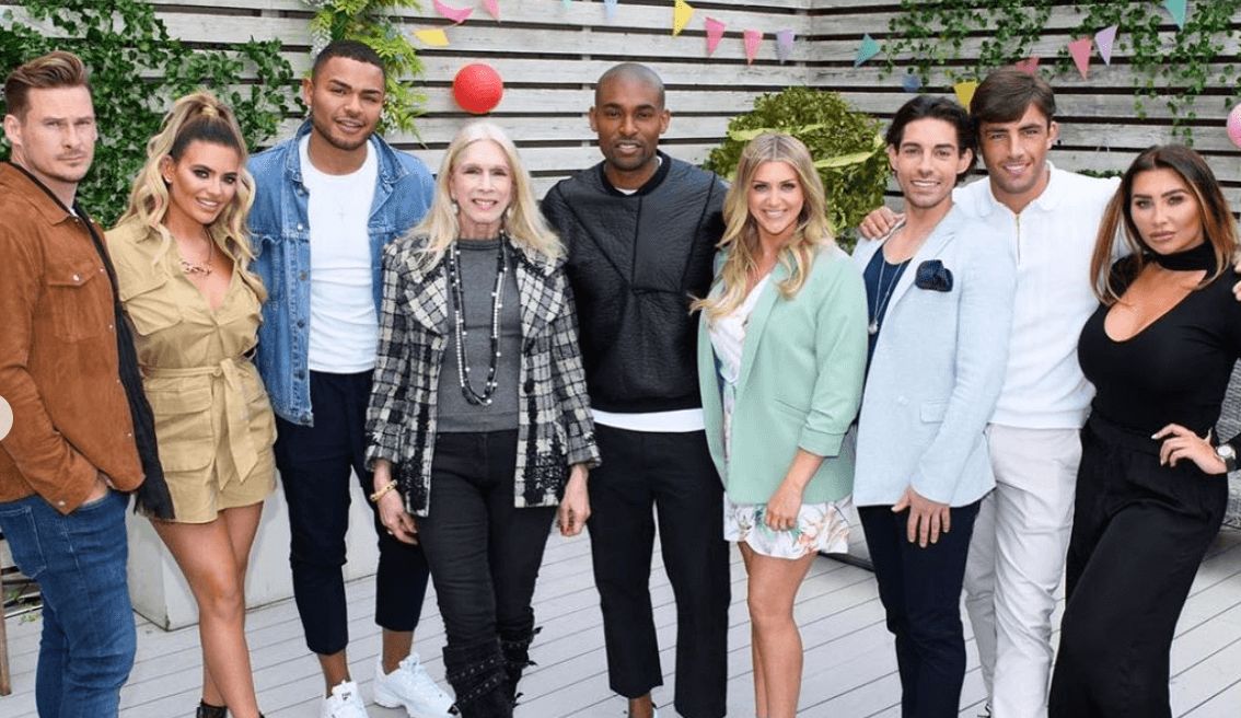 Image may contain: be on Celebs Go Dating, how to apply, Celebs Go Dating, 2019, date a celebrity, Sleeve, Long Sleeve, Family, Blazer, Female, Coat, Jacket, People, Denim, Jeans, Footwear, Shoe, Person, Human, Clothing, Pants, Apparel