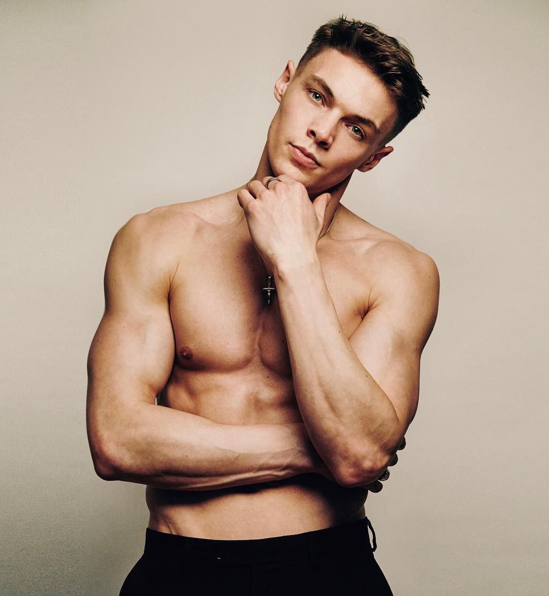 Image may contain: Casa Amor, Love Island, Ben Whatson, model, Islander, cast, contestant, rumours, start, date,  Arm, Man, Person, Human