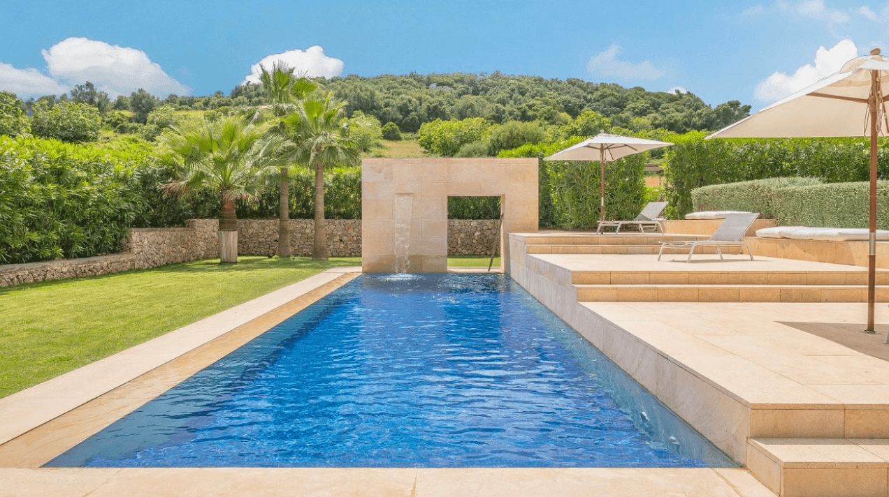 Image may contain: Casa Amor, Love island, second villa, villa, pictures, inside, outside, Hotel, Swimming Pool, Building, Villa, House, Housing, Water, Pool