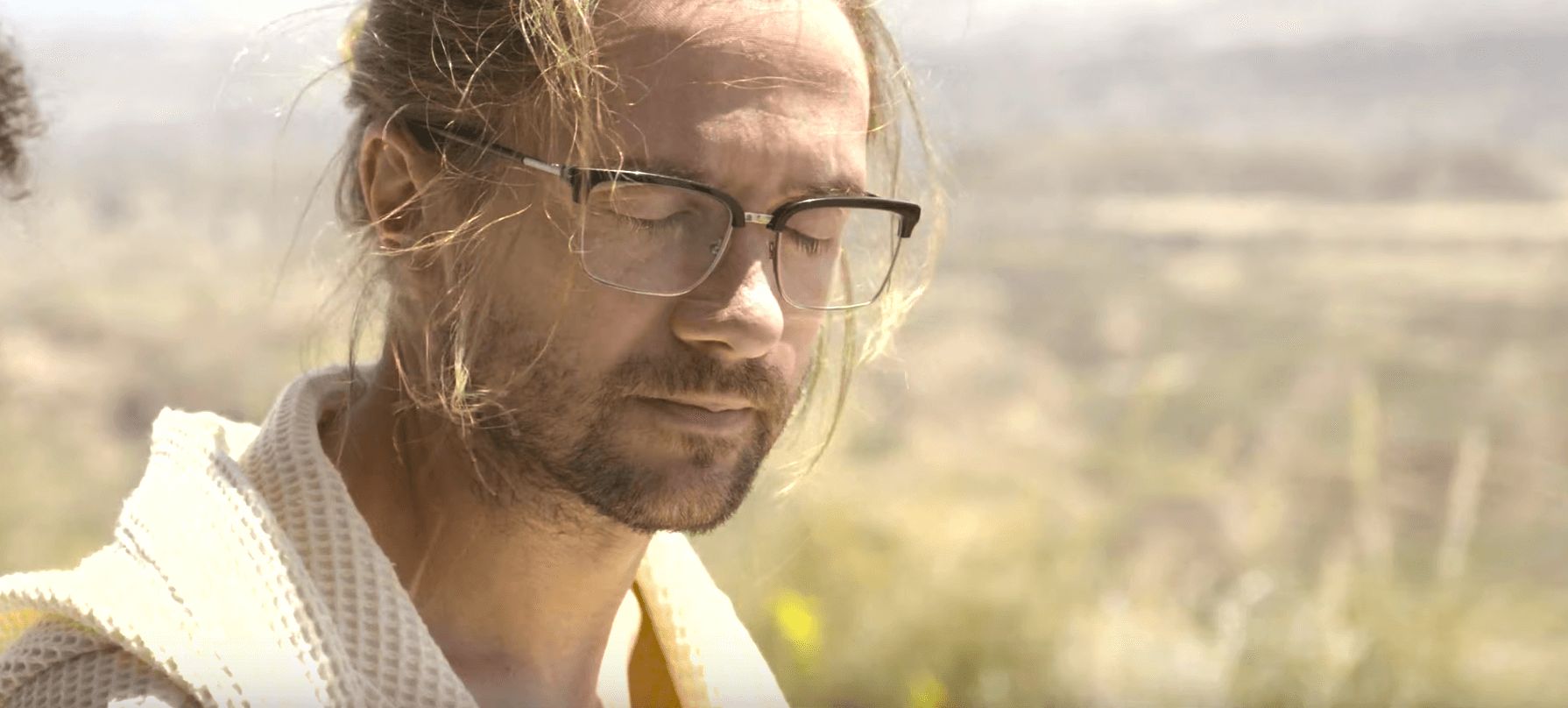 Image may contain: Smithereens ending explained, Smithereens, Black Mirror, season 5, episode 2, Billy Bauer, Topher Grace, conclusion, ending, spoilers, easter eggs, died, death, answers, explained, a Man, Beard, Accessories, Accessory, Glasses, Human, Person, Face