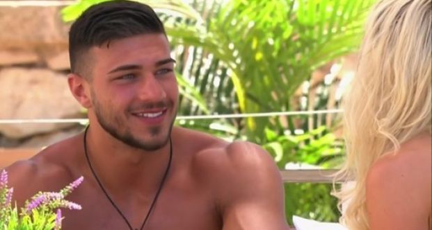 Image may contain: Love Island star signs, Tommy, Fury, Taurus, star sign, Love Island, compatible, energy, science, match, Man, Human, Face, Person