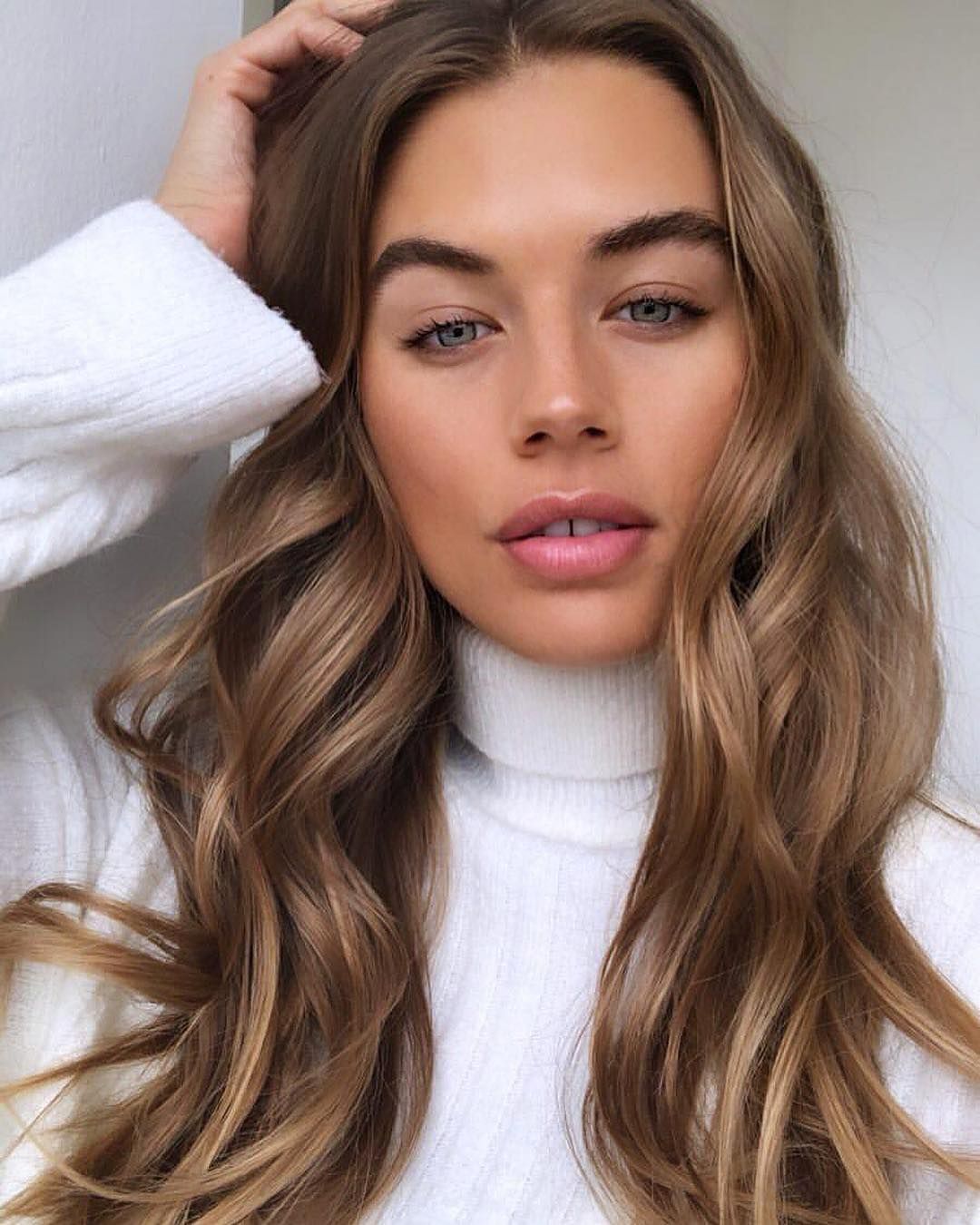 Image may contain: Arabella before Love Island, Arabella Chi, Love Island, then, now, before, after, new, old, transformation, hair, lips, filler, surgery, Photography, Photo, Portrait, Female, Human, Face, Person